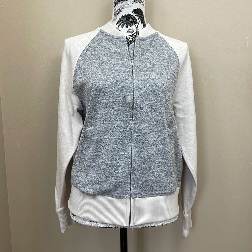 Gap zip up jacket S